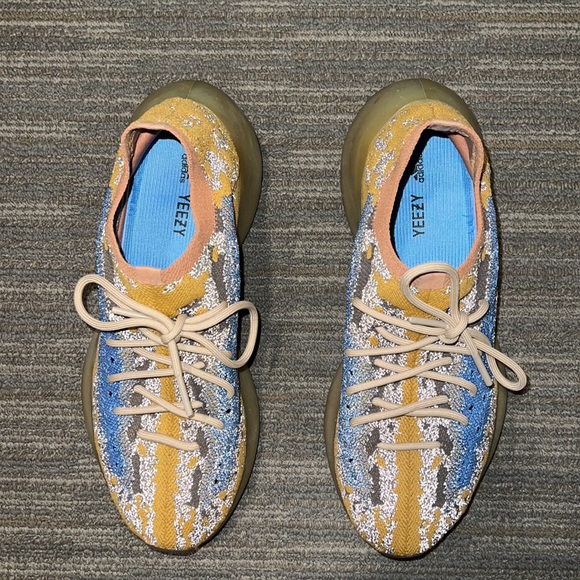 Adidas Yeezy 380 Blue Oat Reflective. Size US 11. - Picture 4 of 5